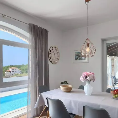 Villa Victoria Istra - Heated Pool